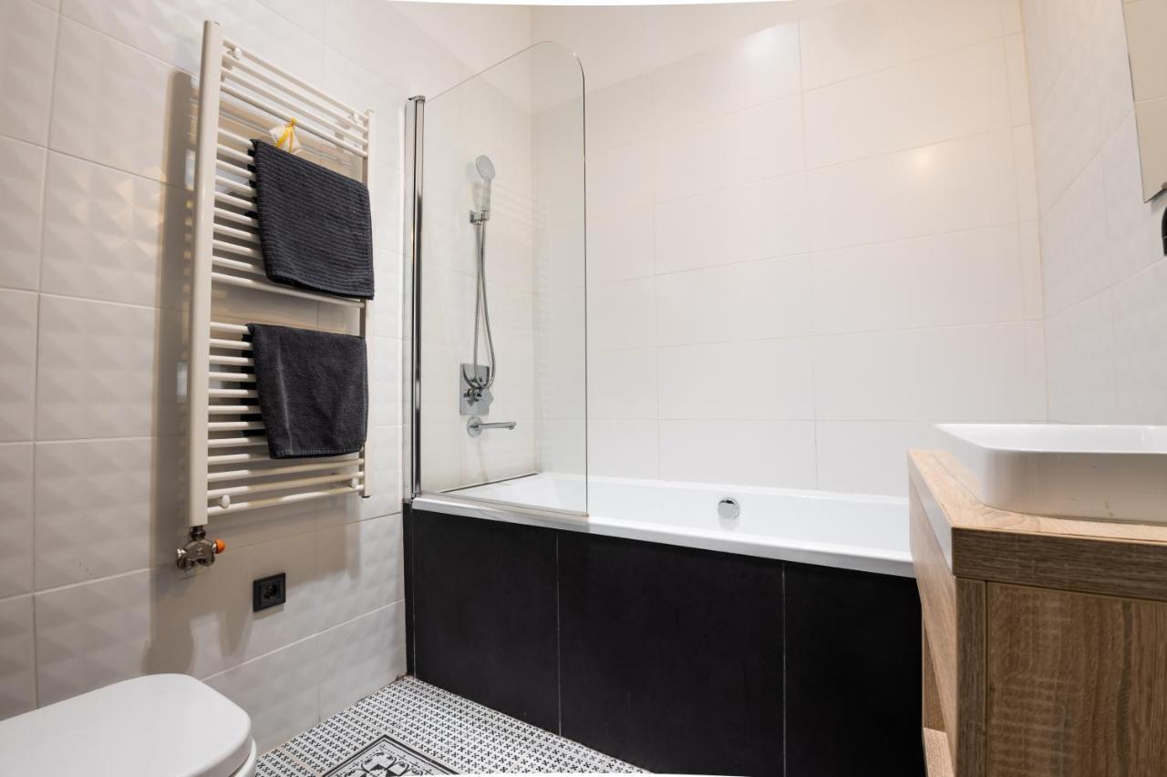 Deluxe Quentin Home Next To The Fashion Street Budapest Eksteriør bilde